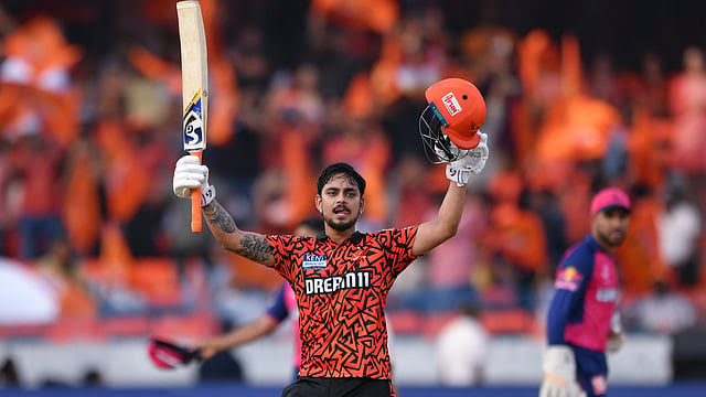 SRH’s 286 Fireworks Outshine RR’s Brave Chase in IPL 2025 Thriller